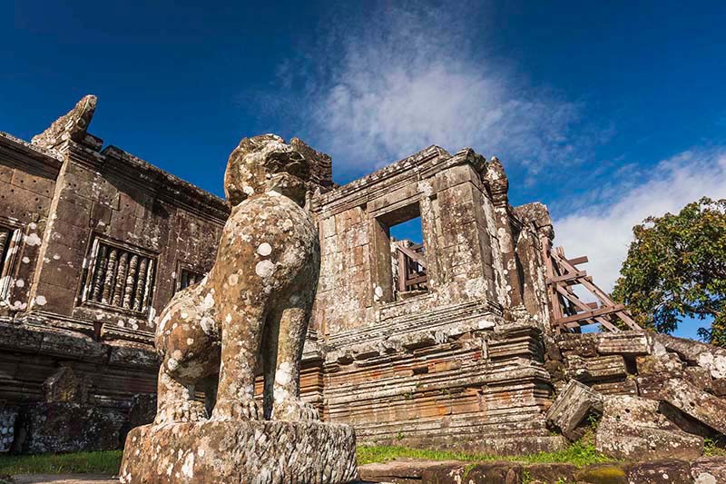 プレア・ヴィヒア　塔門　ライオン像　世界遺産　カンボジア