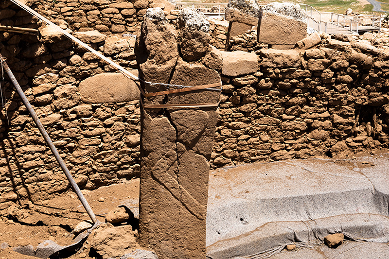 カラハンテペ　トルコ　Ｔ字型石柱
