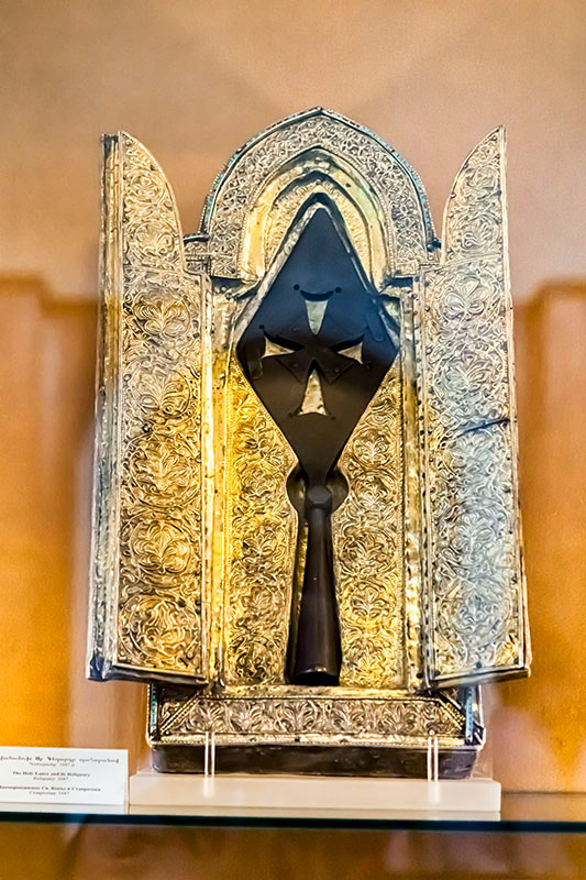 
キリストの聖槍　エチミアジン博物館　Holy Lance Armenia
