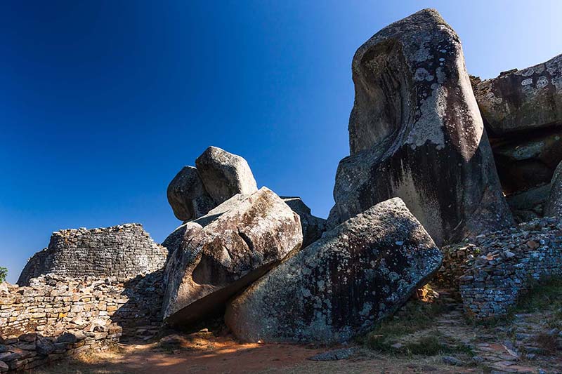 大ジンバブエ遺跡　アクロポリス　ジンバブエ　great zimbabwe acropolis