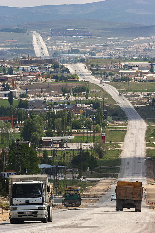 アナトリア高原　国道　トルコ　national road anatolia turkey