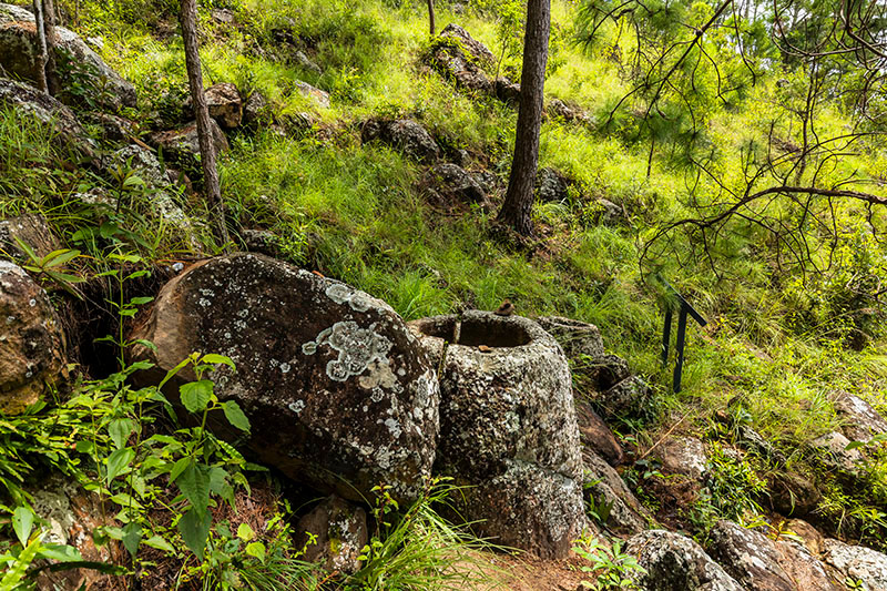 ジャール平原　世界遺産　ラオス　plain of jars laos