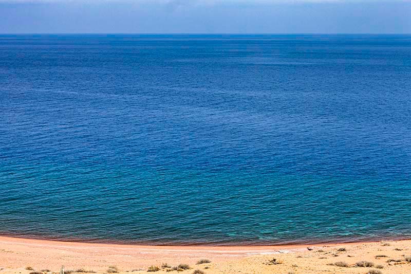 イシク・クル　キルギス
Issyk kul kyrgyz