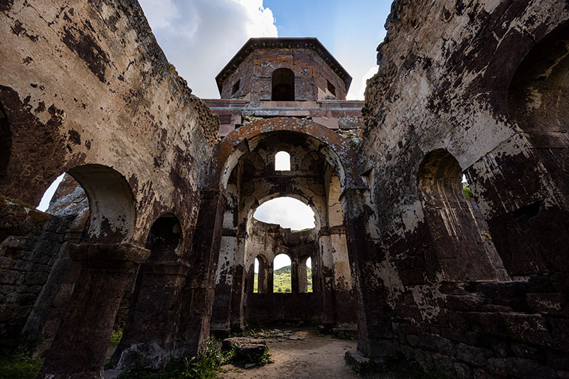 クズル・キリセ 赤い教会 グゼルユルト トルコ kizil kilise güzelyurt cappadocia turkey