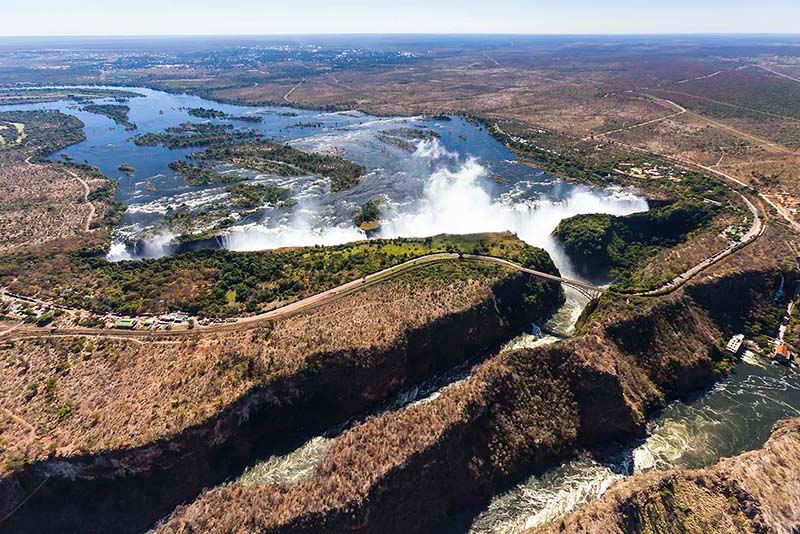 ヴィクトリア滝　ザンベジ河　ジンバブエvictoria falls zambezi river zimbabwe