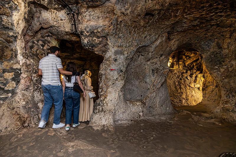 デリンクユ地下都市　トルコ　drinkuyu underground city turkey