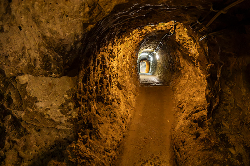 デリンクユ地下都市　トルコ　drinkuyu underground city turkey